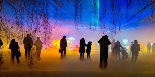 L’Odyssée Lumineuse, la magie de Noël investit le Parc Floral de Paris !